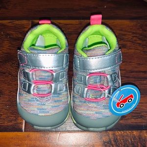 NIB see Kai run baby girls shoes sz 4